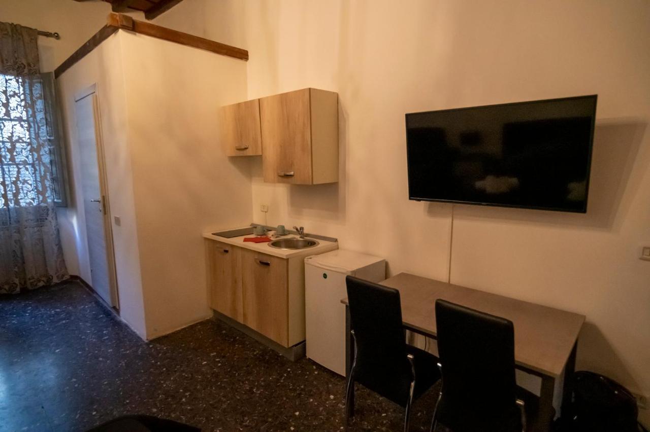 Le Stanze Dei Ghibellini Bed & Breakfast Флоренция Екстериор снимка
